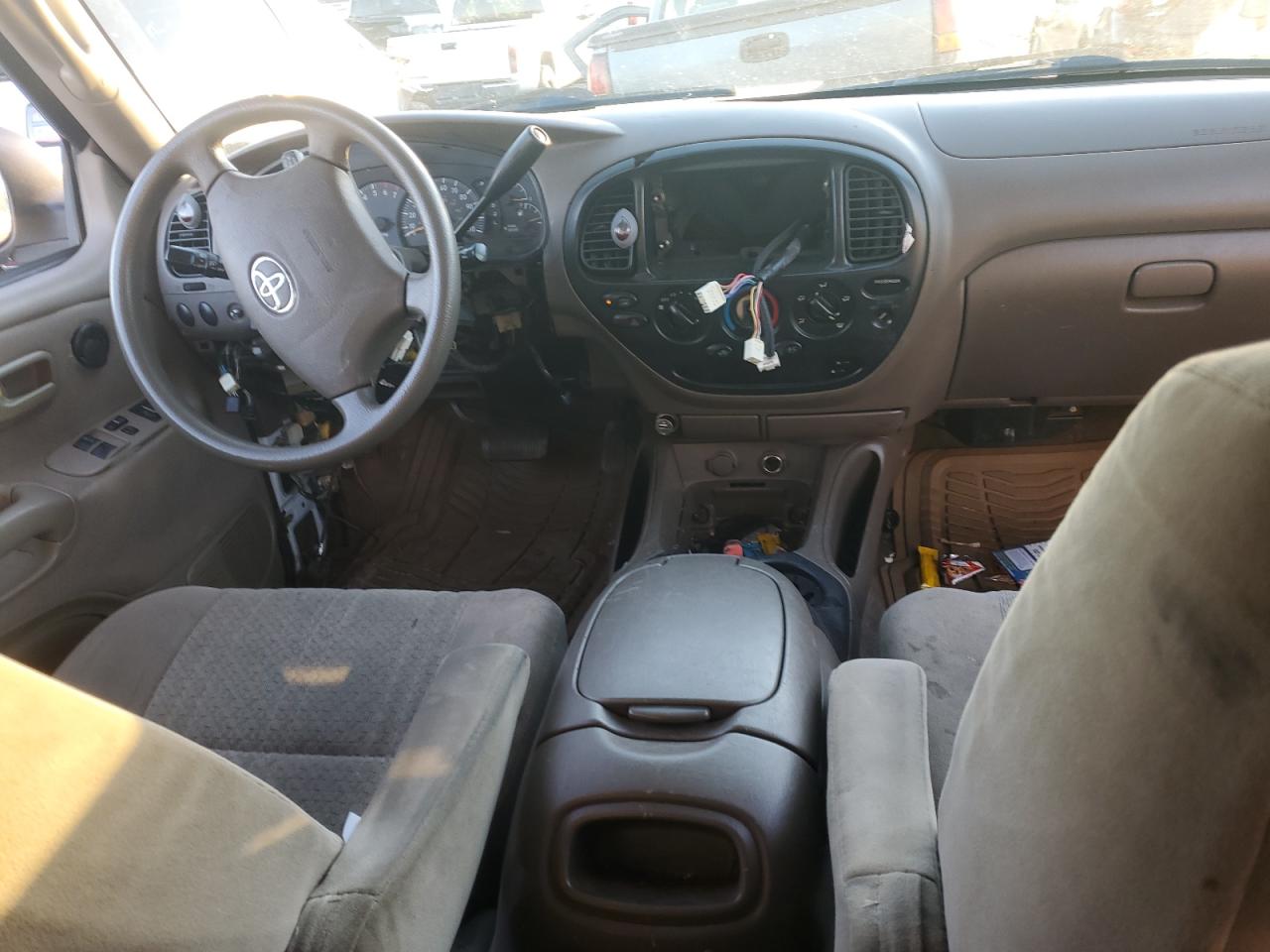 2003 Toyota Tundra - Image 8
