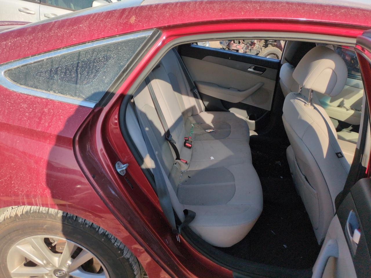 2015 Hyundai Sonata - Image 11