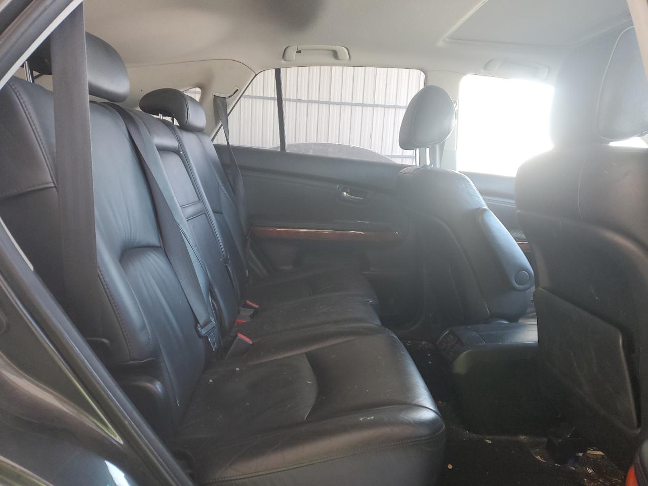 2004 Lexus RX - Image 11