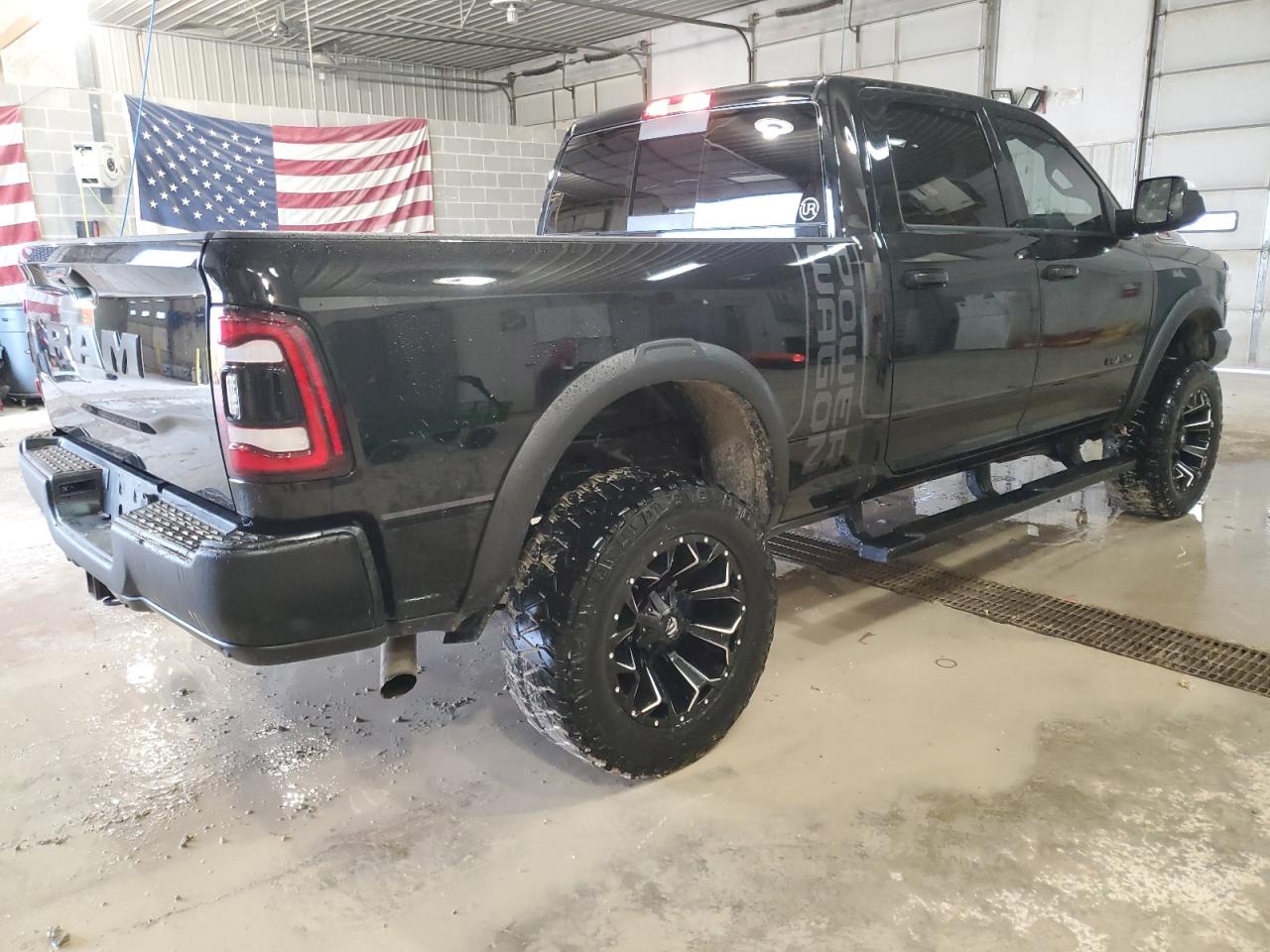 2022 RAM 2500 - Image 3