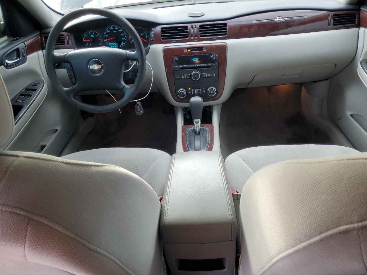 2009 Chevrolet Impala - Image 8
