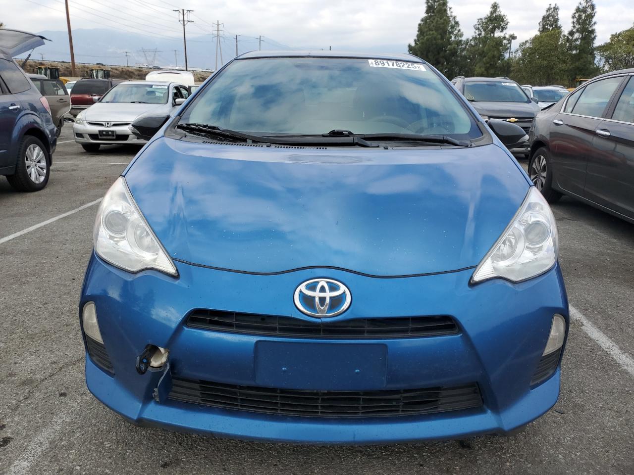 2014 Toyota Prius - Image 5