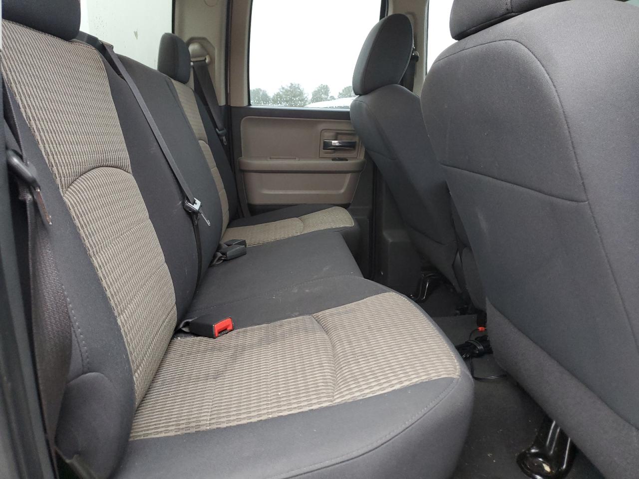 2010 Dodge RAM - Image 10