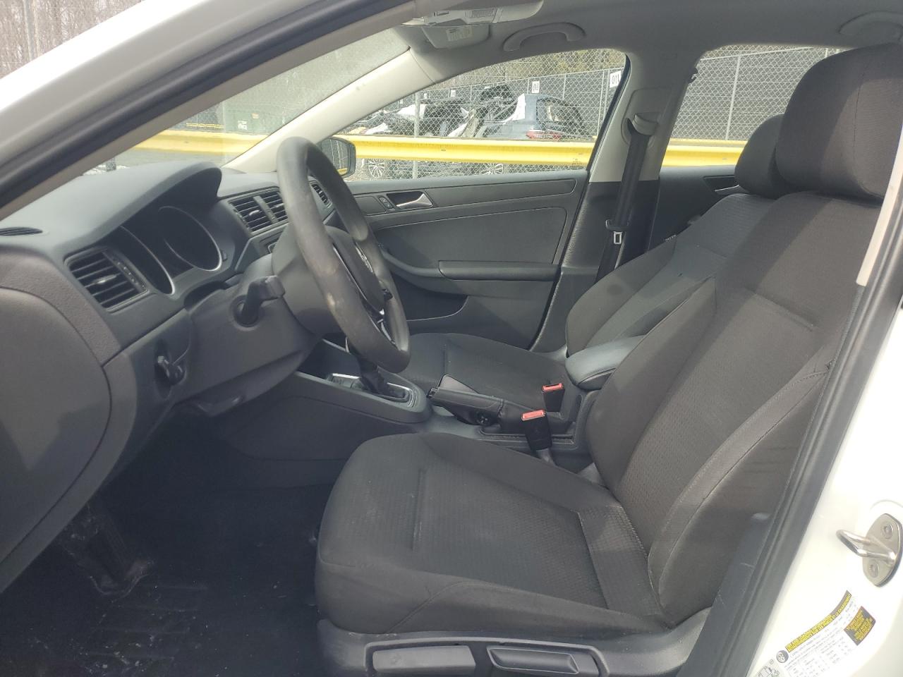 2016 Volkswagen Jetta - Image 7