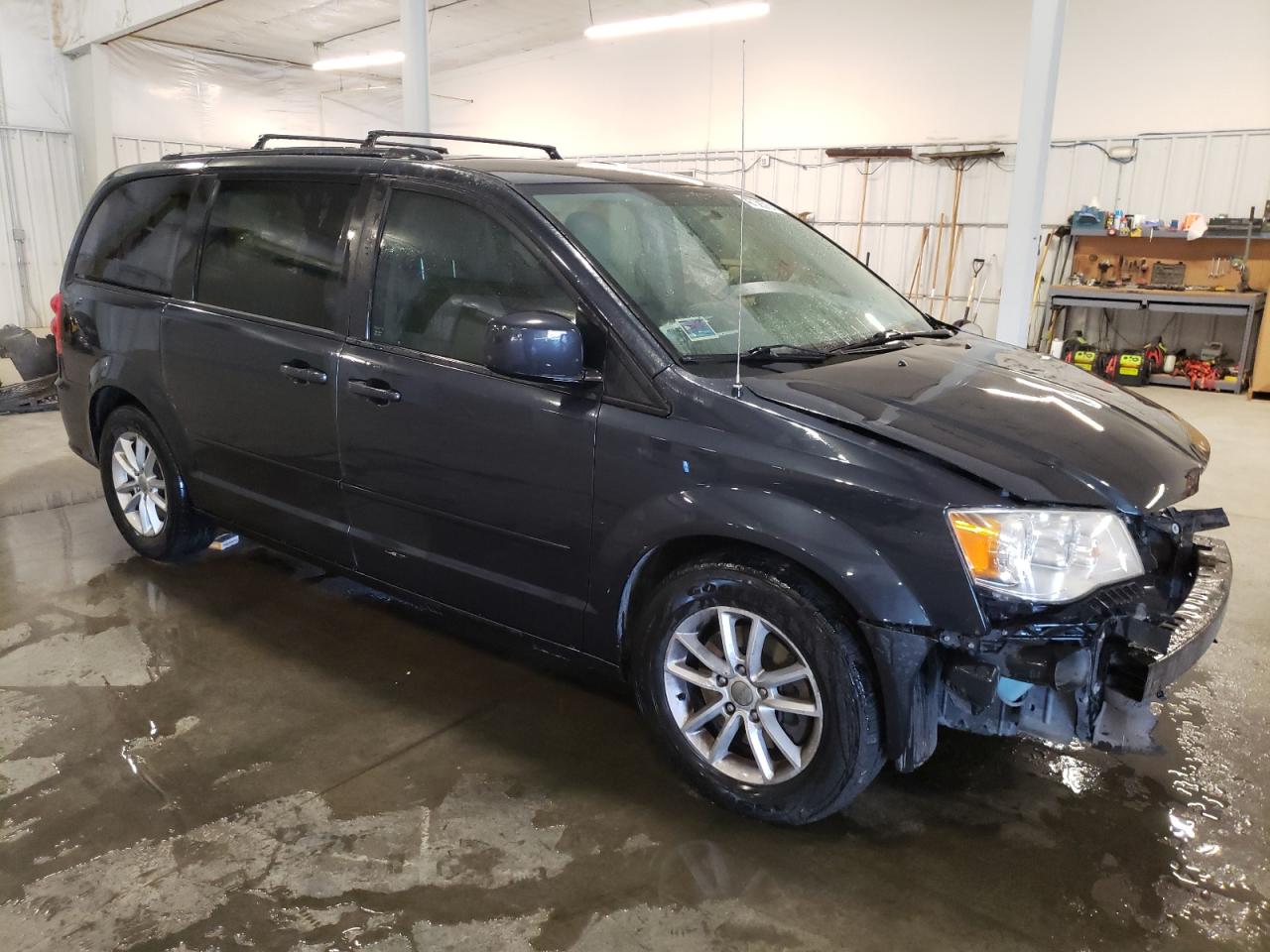 2014 Dodge Caravan - Image 4