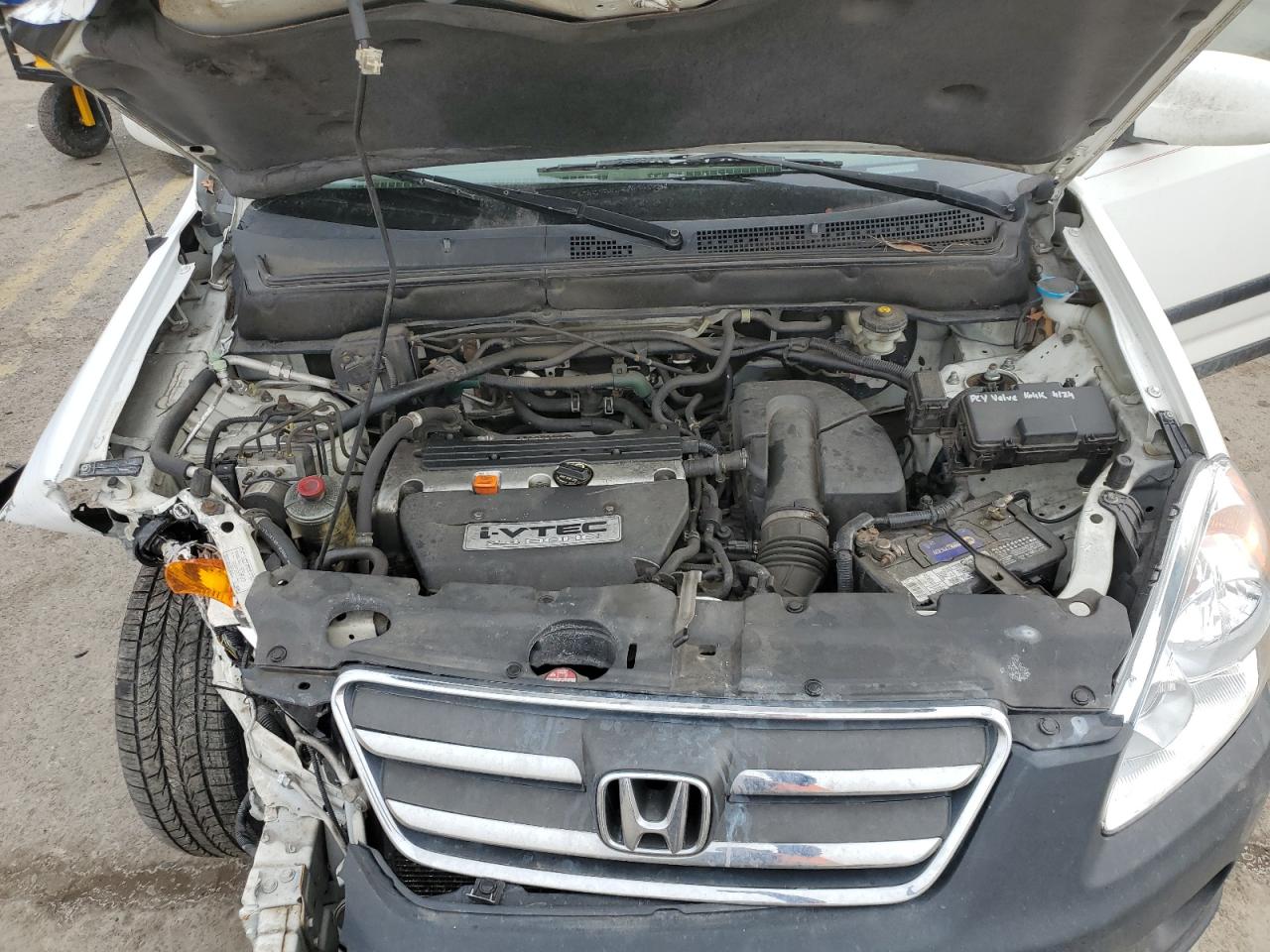 2005 Honda CR-V - Image 13