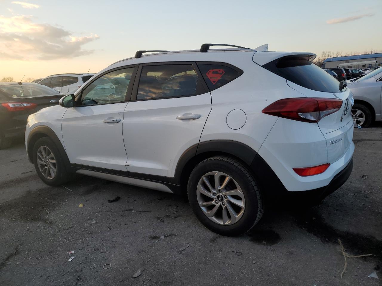 VIN KM8J3CA4XJU631892 2018 HYUNDAI TUCSON no.2