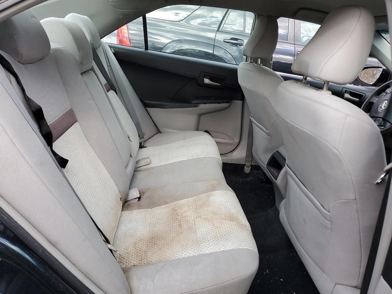 2012 Toyota Camry - Image 10