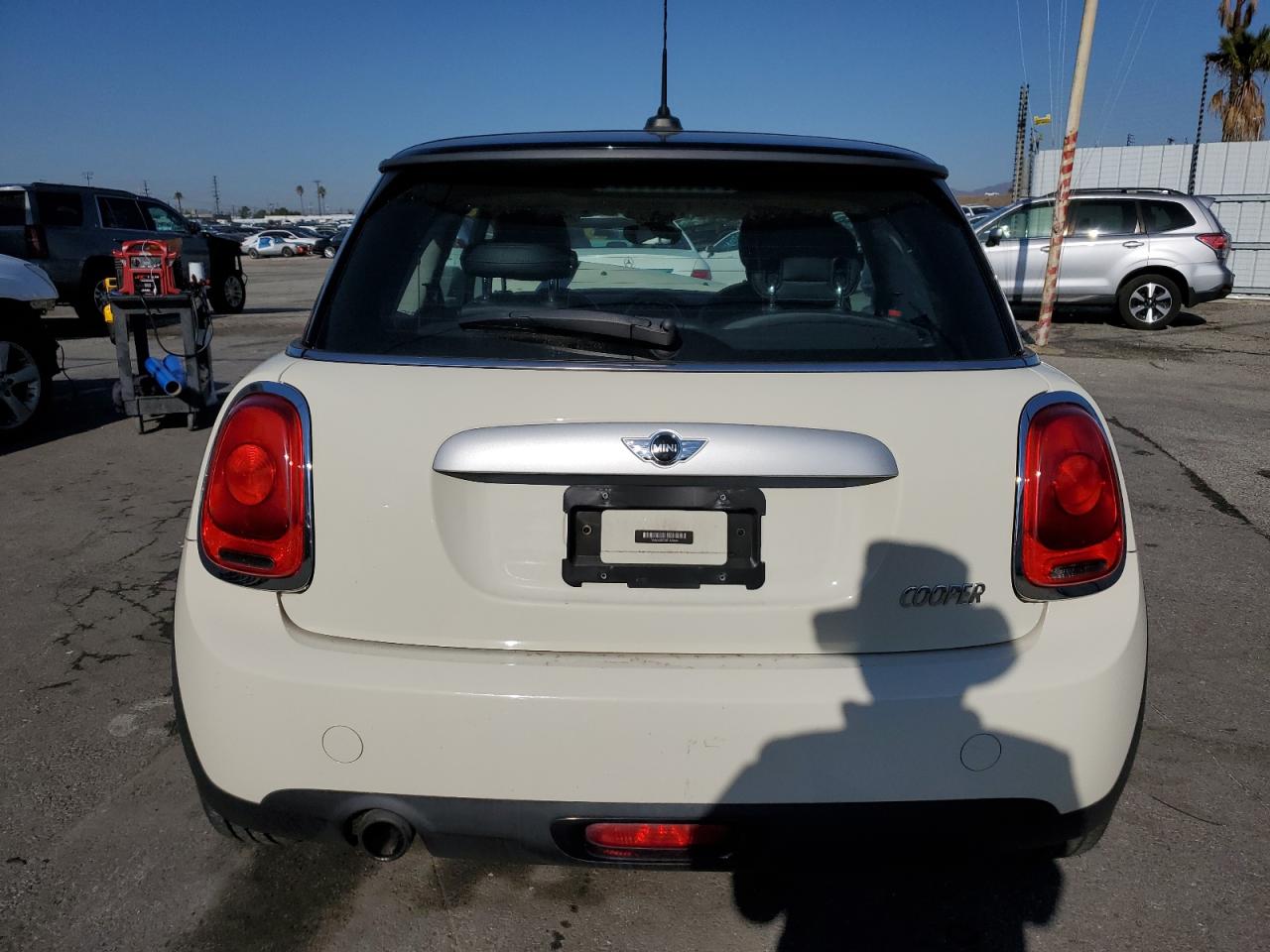 2015 MINI Cooper - Image 6