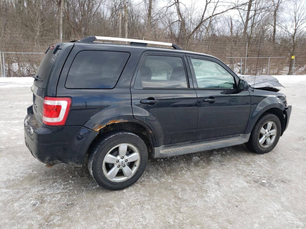 2010 Ford Escape - Image 3
