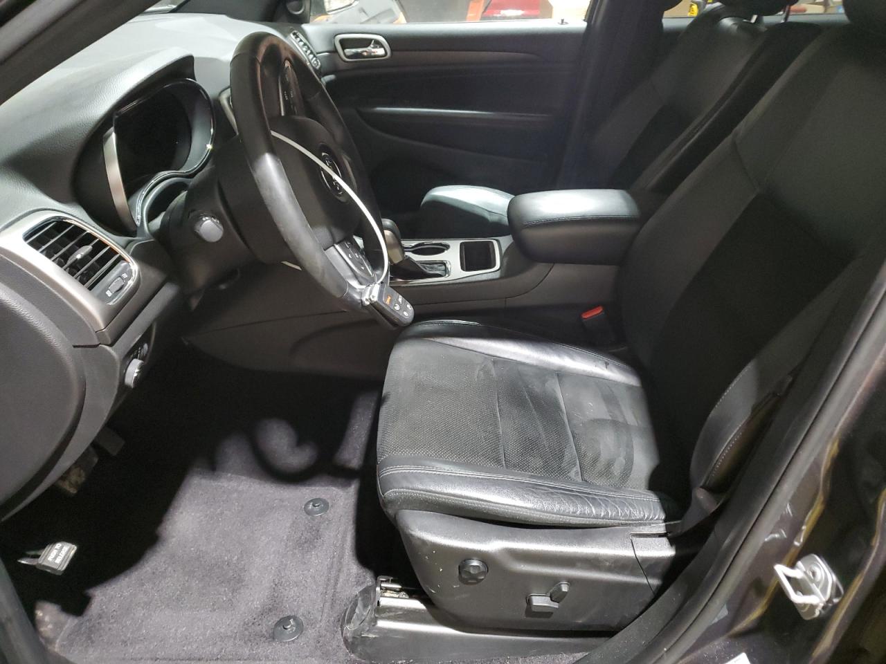 2017 Jeep Grand Cherokee - Image 7