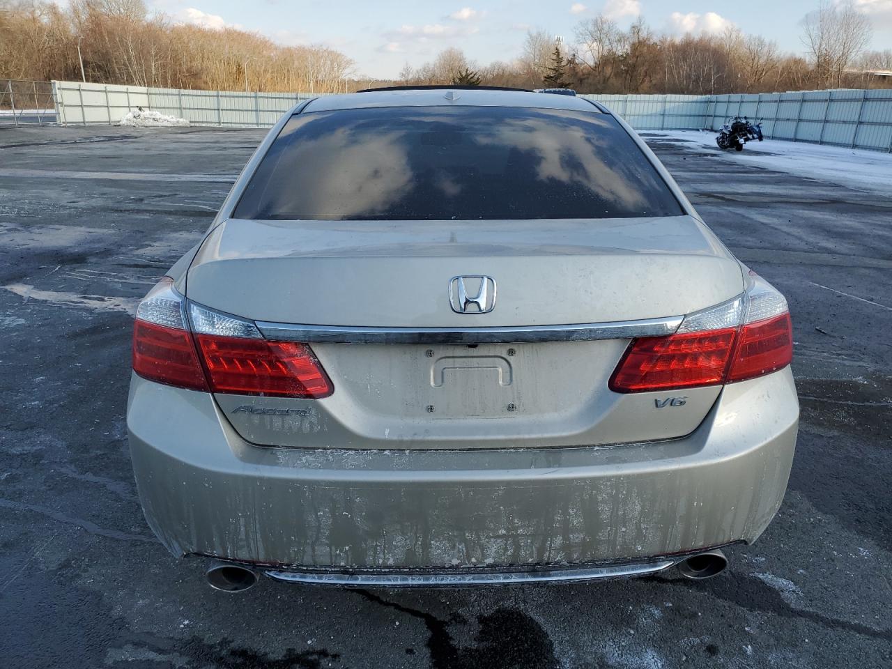 2013 Honda Accord - Image 6