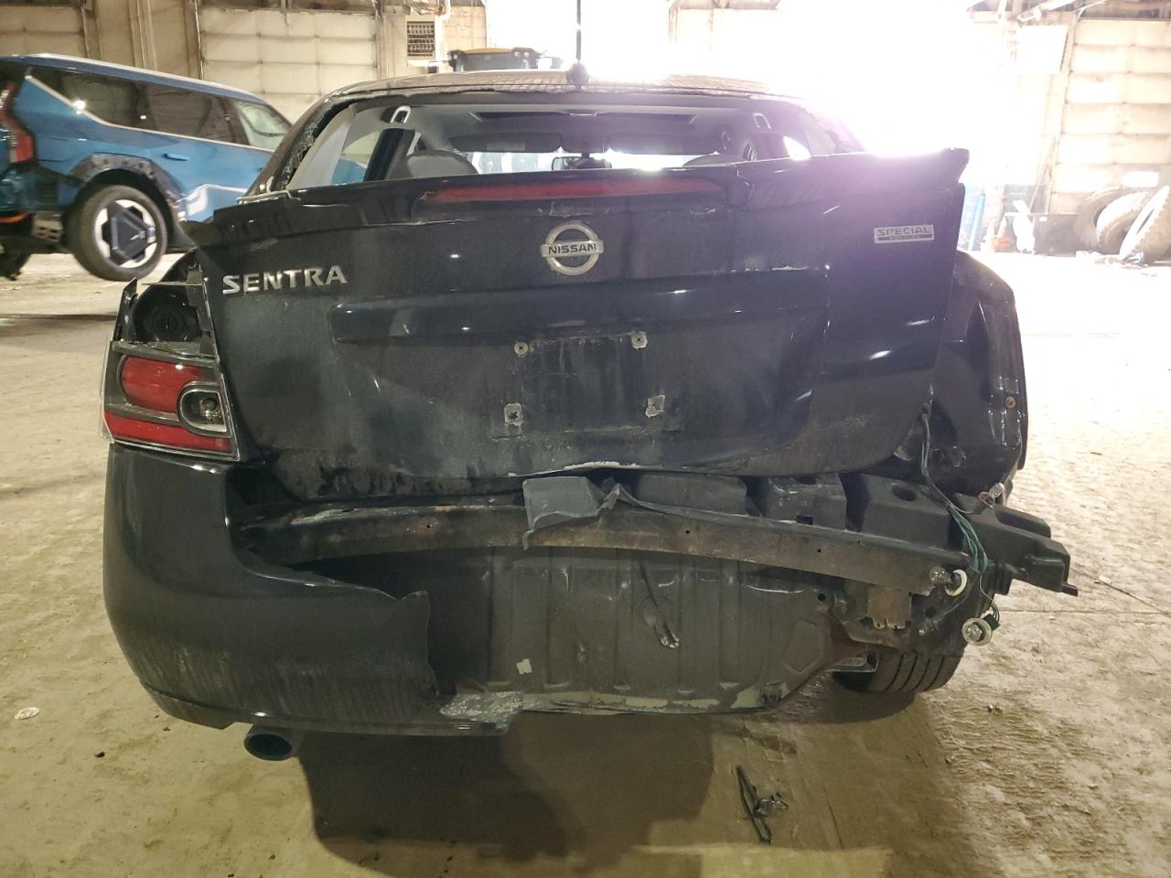 2011 Nissan Sentra 2.0 VIN: 3N1AB6AP8BL725206 Lot: 41793275