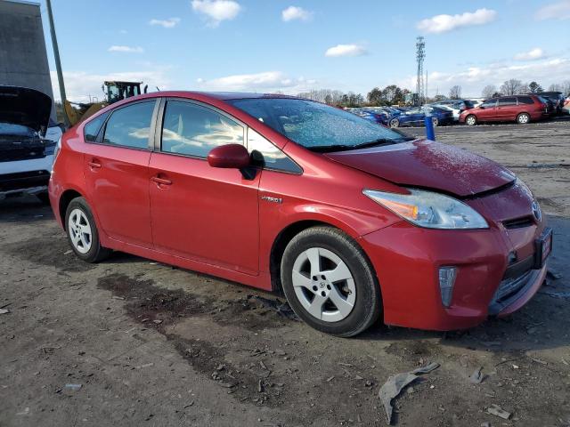  TOYOTA PRIUS 2014 Красный