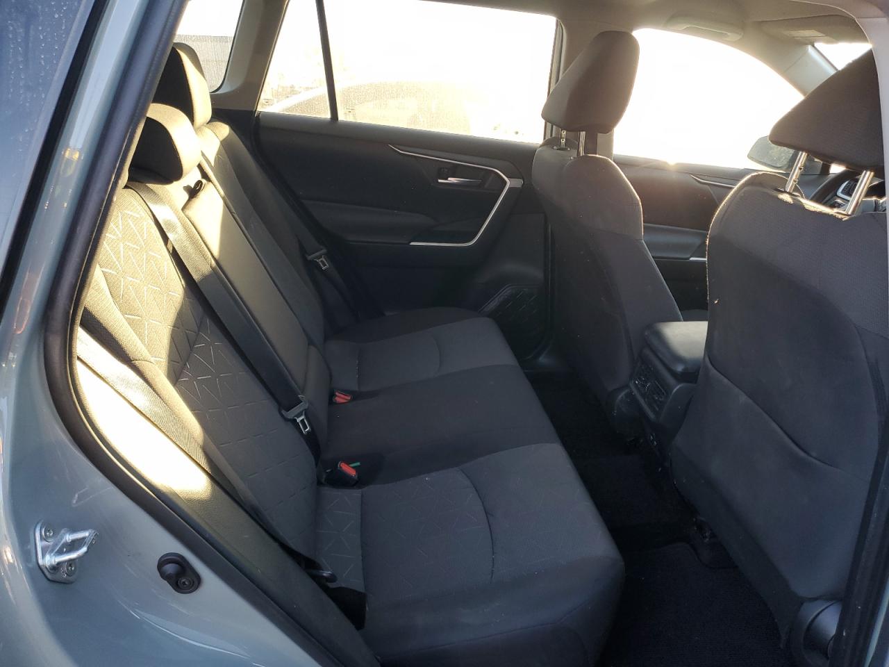 2020 Toyota RAV 4 - Image 10
