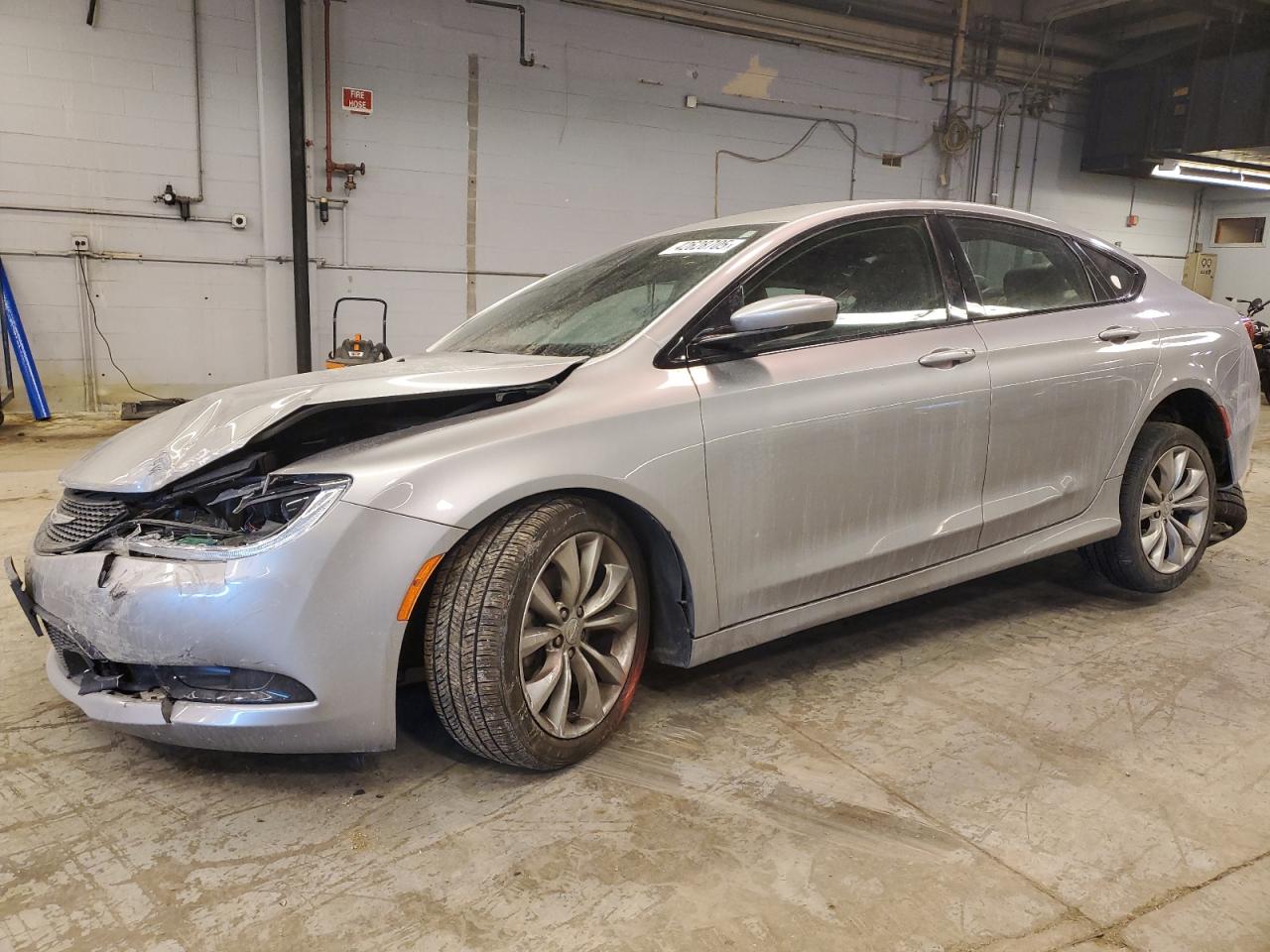 2016 Chrysler 200 - Image 1