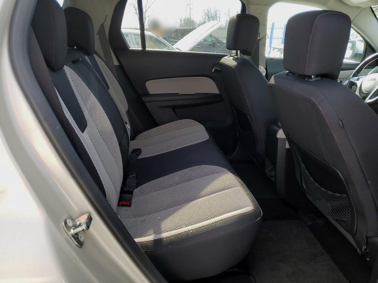 2015 GMC Terrain - Image 11