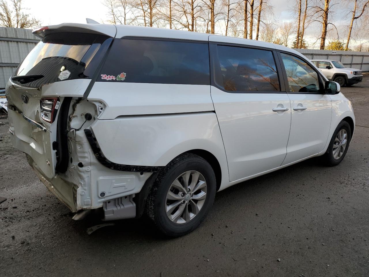 2020 Kia Sedona - Image 3