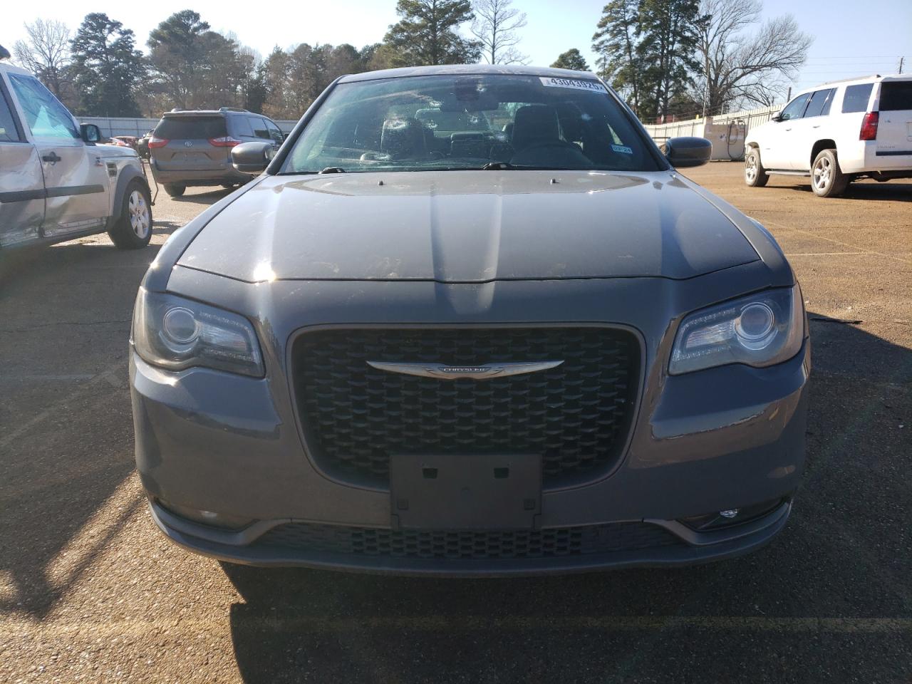 2019 Chrysler 300 - Image 5
