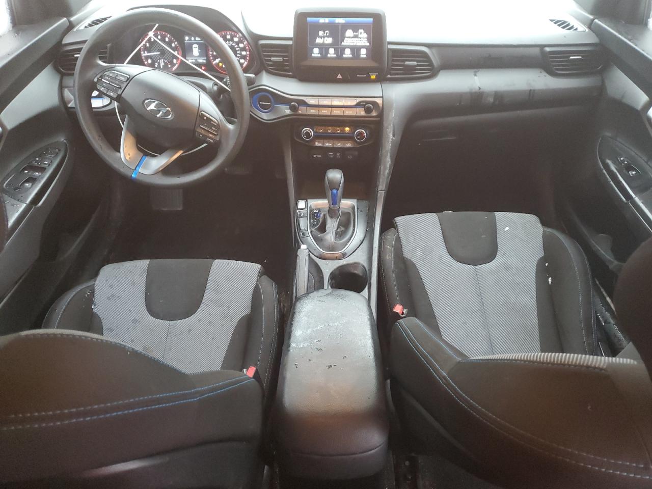 2019 Hyundai Veloster - Image 8