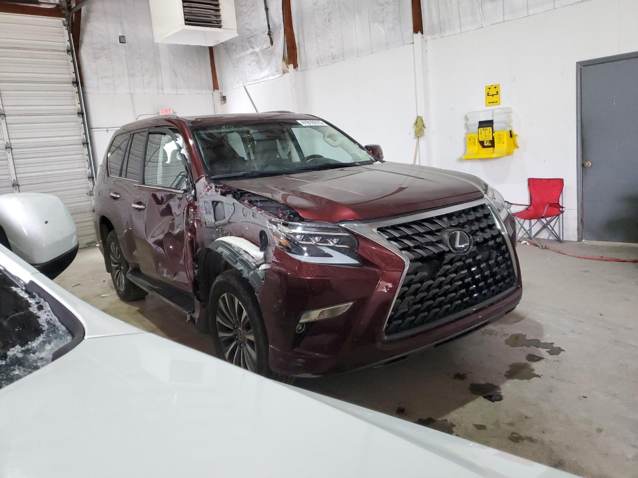 2022 Lexus GX - Image 4