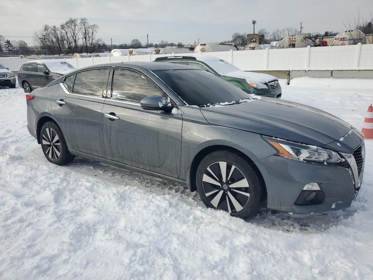 2020 Nissan Altima - Image 4