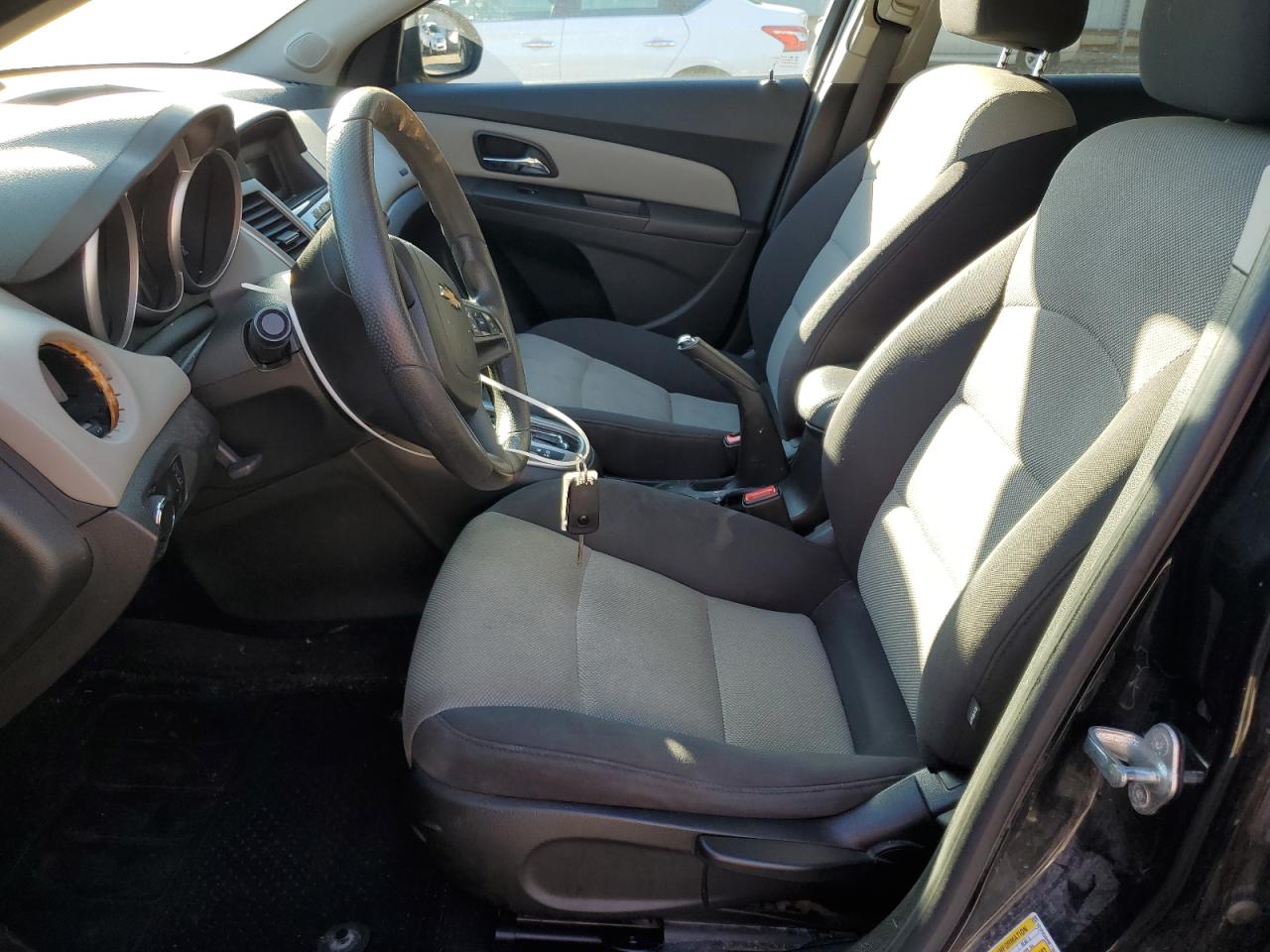 2014 Chevrolet Cruze - Image 7