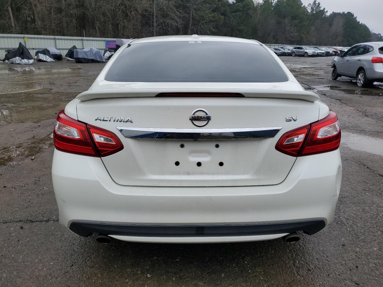 2017 Nissan Altima - Image 6