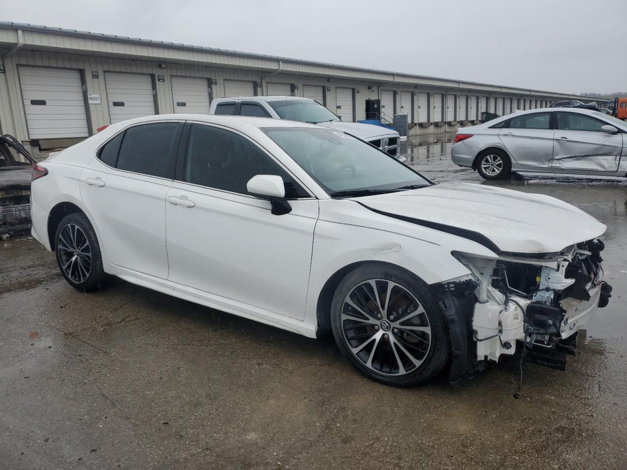 2019 Toyota Camry - Image 4