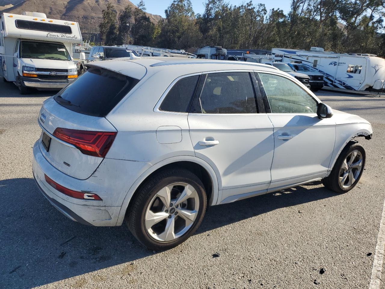 VIN WA1BAAFY1M2077134 2021 AUDI Q5 no.3