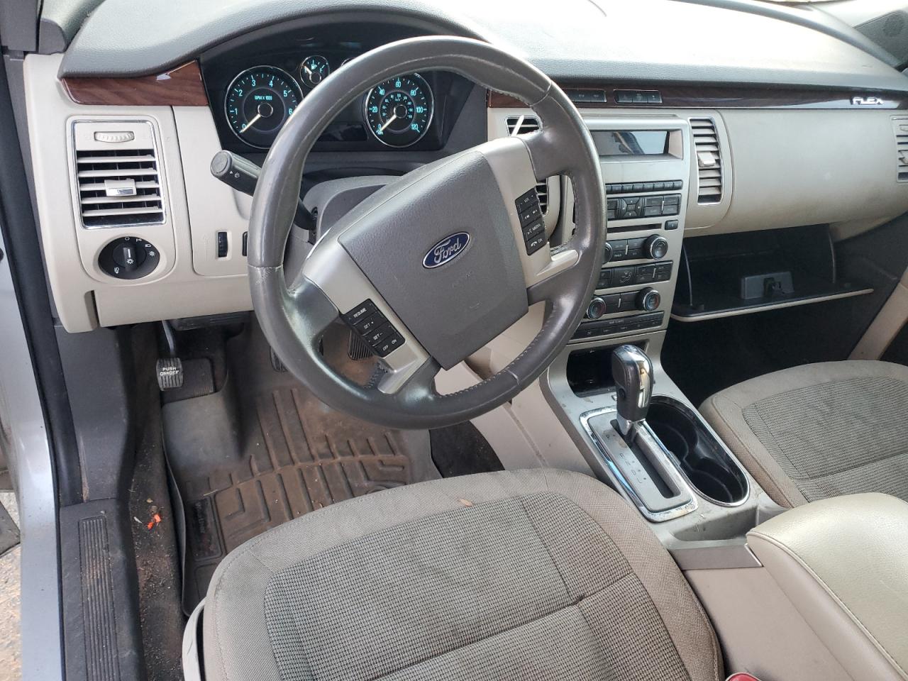 2010 Ford Flex - Image 8
