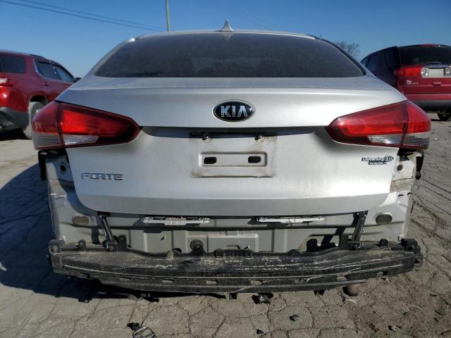  KIA FORTE 2017 Srebrny