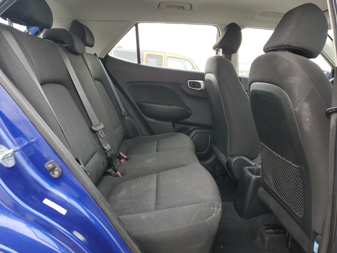 2021 Hyundai Venue - Image 12