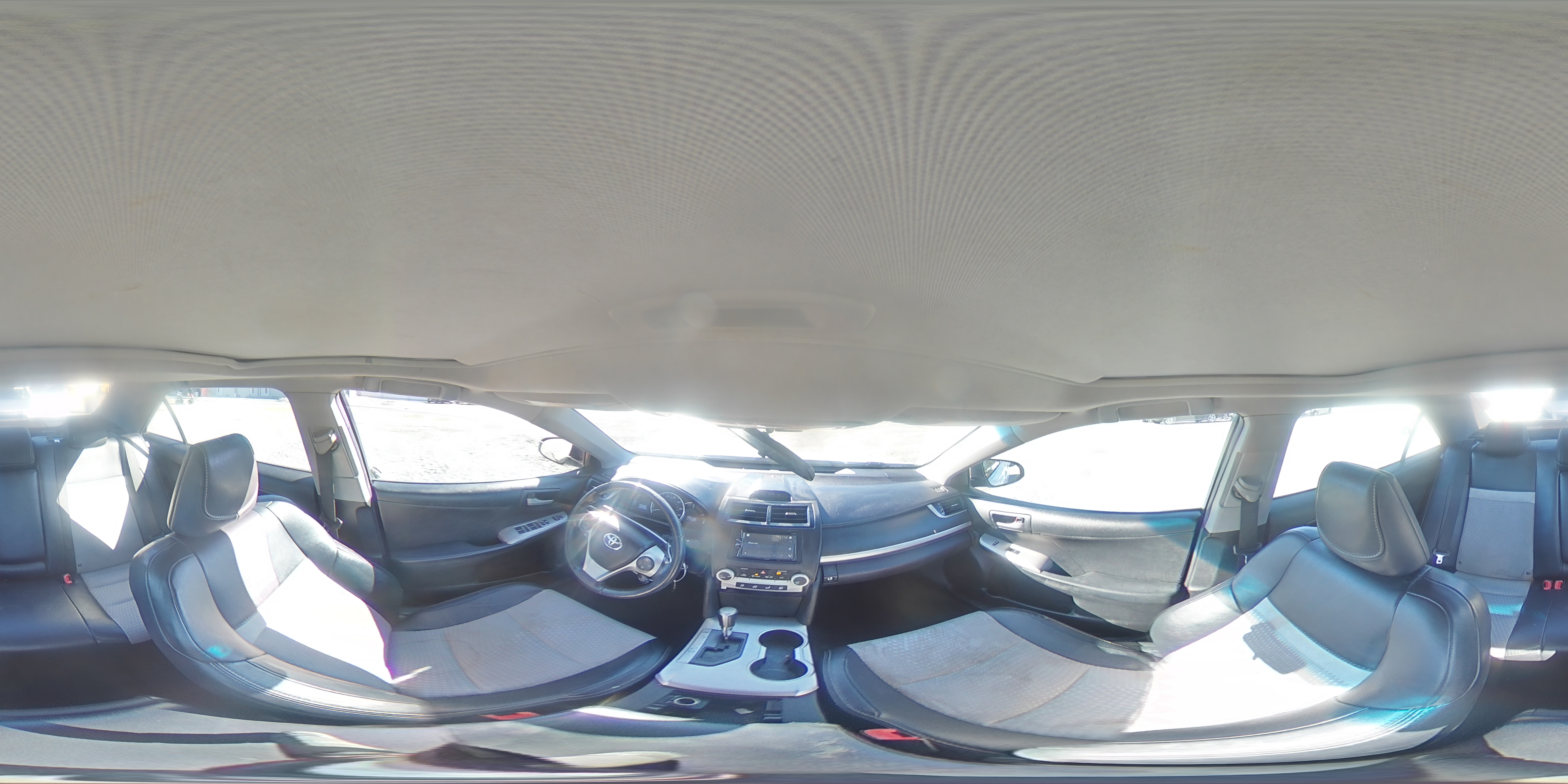 2012 Toyota Camry - Image 13