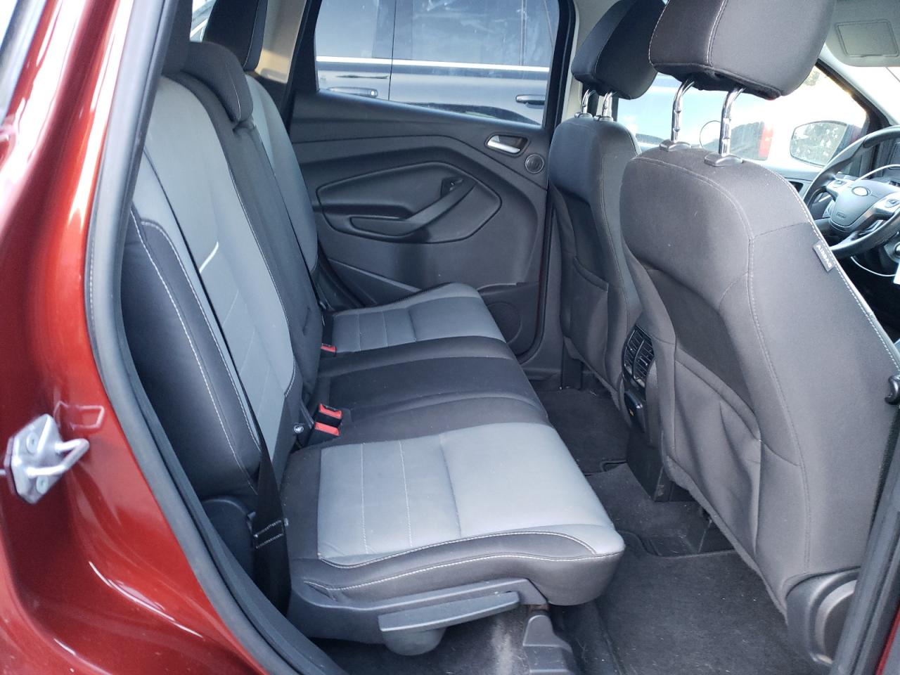 2014 Ford Escape - Image 11