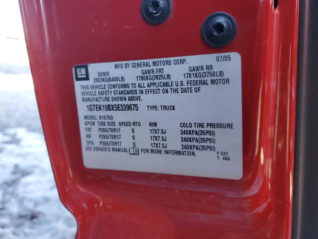 2005 GMC Sierra - Image 12