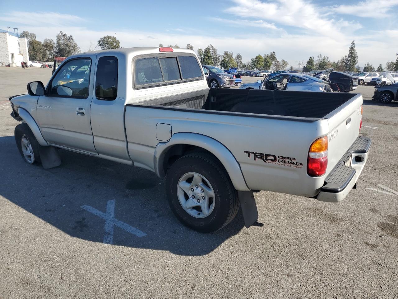 2002 Toyota Tacoma - Image 2