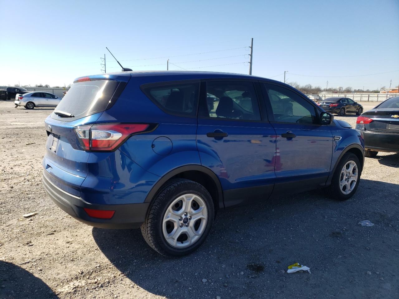 VIN 1FMCU0F7XJUB83256 2018 FORD ESCAPE no.3