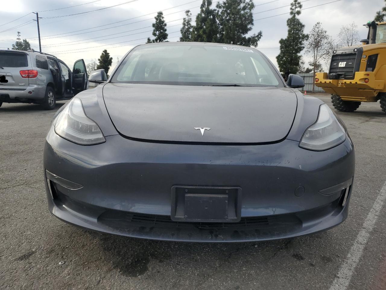 VIN 5YJ3E1EB2NF257247 2022 TESLA MODEL 3 no.5