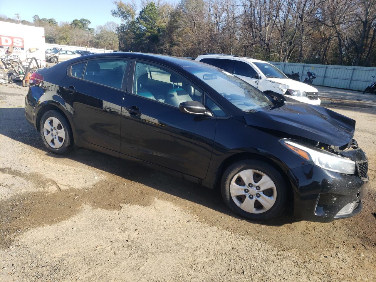 2017 Kia Forte - Image 4