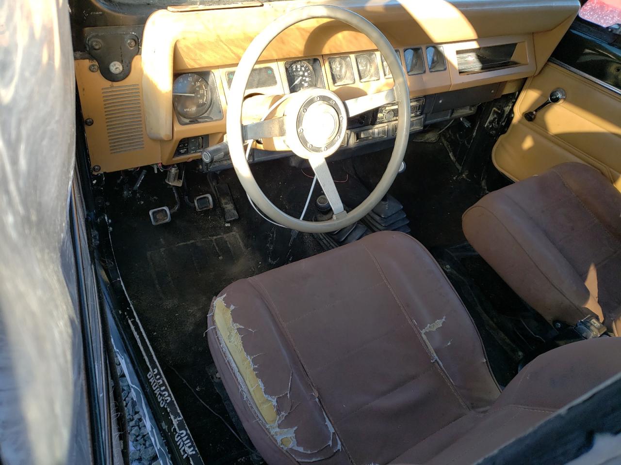 1987 Jeep Wrangler - Image 8