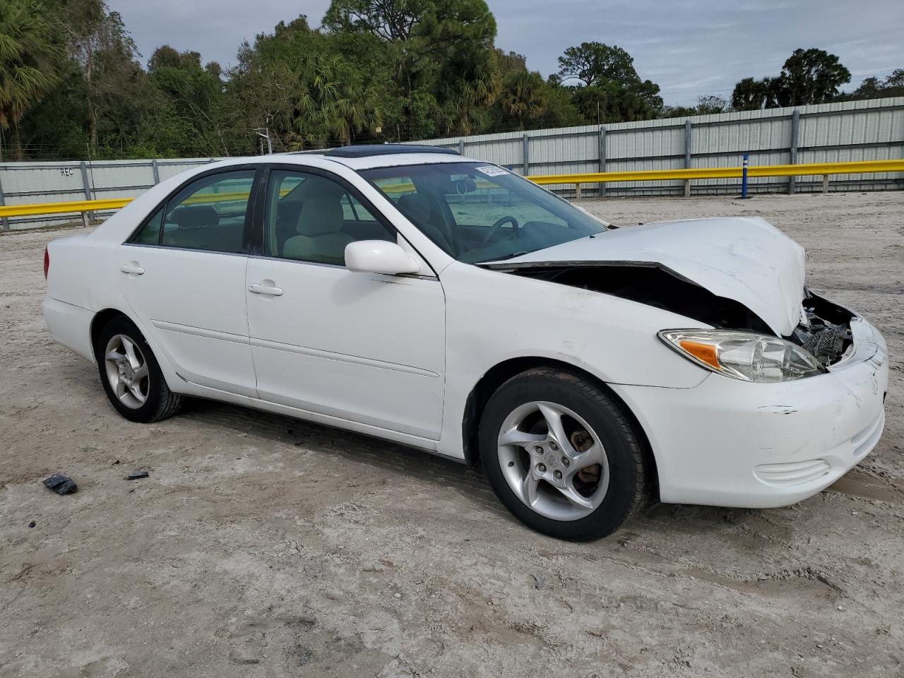 2003 Toyota Camry - Image 4