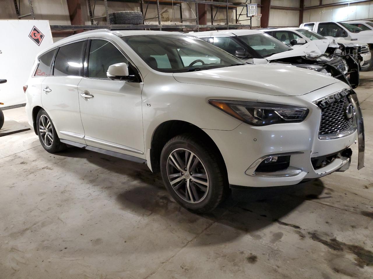 2019 Infiniti QX60 - Image 4