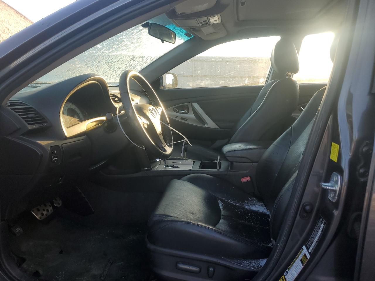 2011 Toyota Camry - Image 7