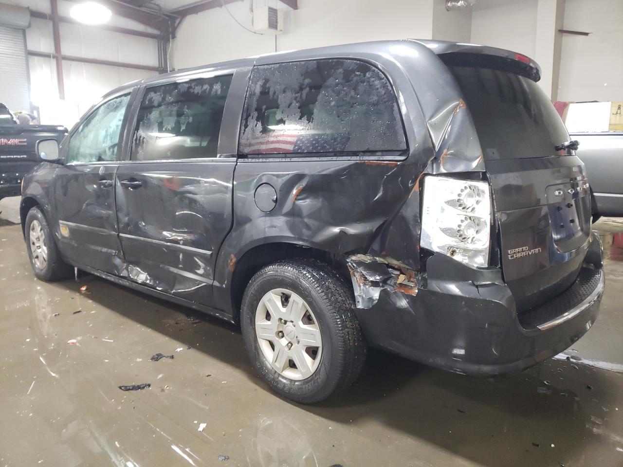 2011 Dodge Caravan - Image 2