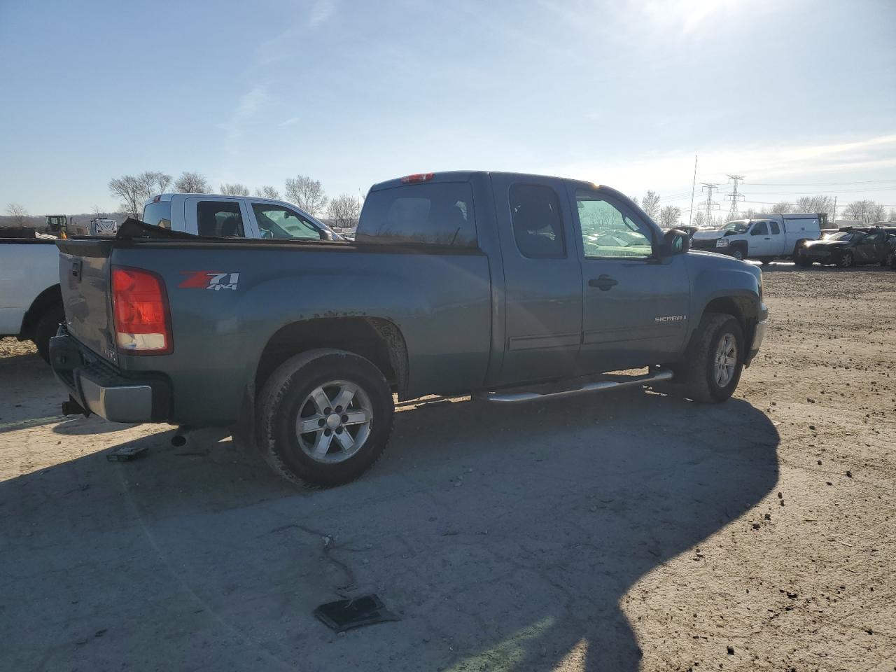 2009 GMC Sierra - Image 3