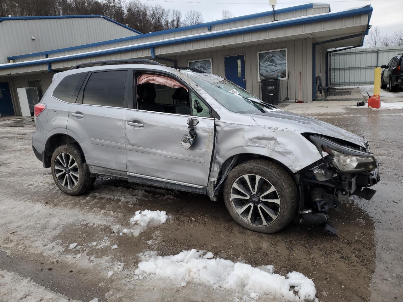 2017 Subaru Forester - Image 4