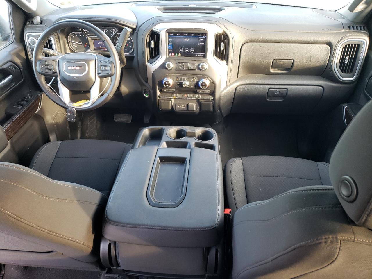 2022 GMC Sierra - Image 8