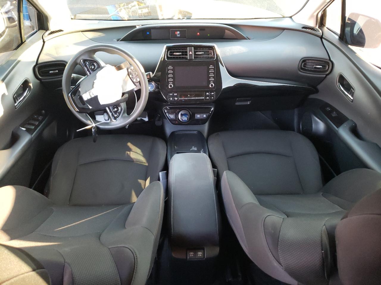 2020 Toyota Prius - Image 8