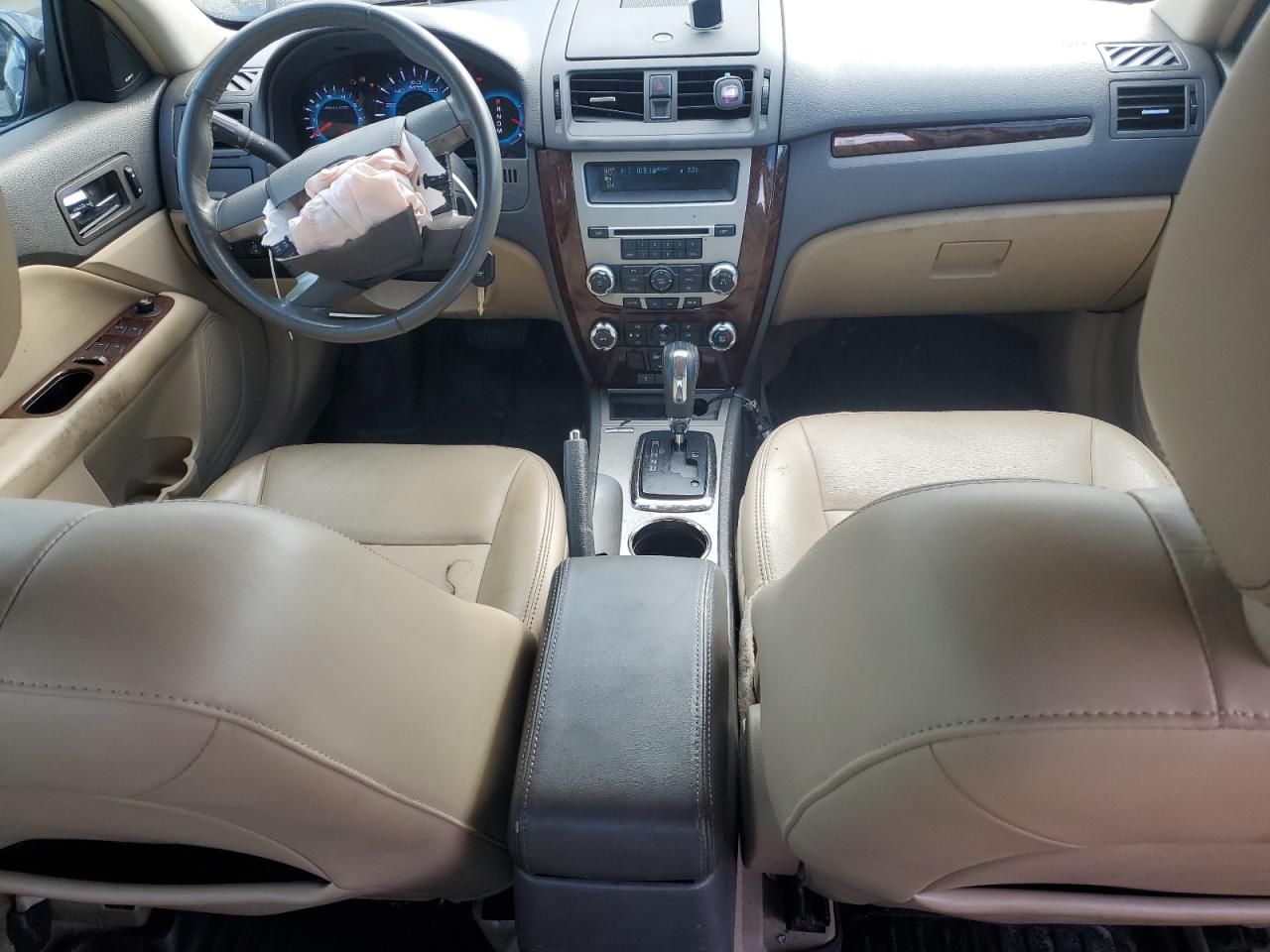 2010 Ford Fusion - Image 8
